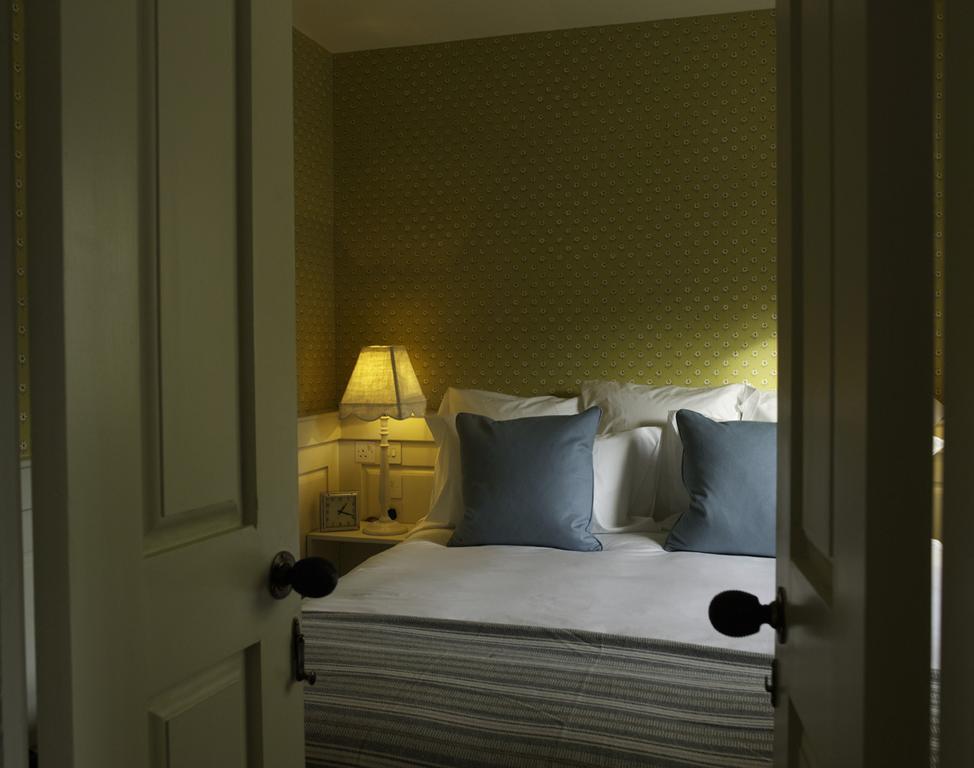 Отель Dean Street Townhouse Лондон Номер фото